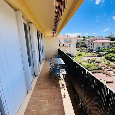 Apartment T2 Vue Proche Centre *